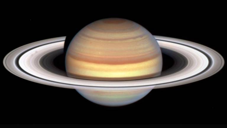 ¿Sabe que Saturno tiene nueva temporada de rayos?