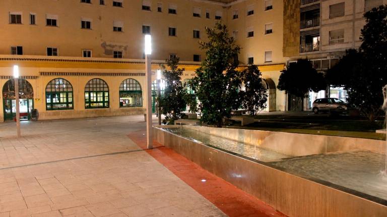 <i>Fotografía de Archivo de la Plaza de la Libertad, junto al edificio de la Estación de Autobuses. </i>