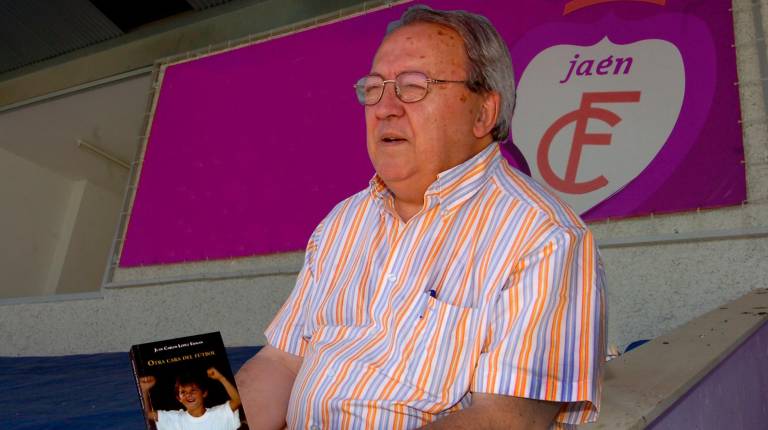 <span class=mln_uppercase_mln>¡HALA JAÉN!</span><i> Escribía y criticaba, para </i><i>bien.</i>