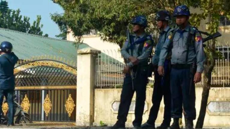 Los militares asumen el poder en Birmania declarando el estado de emergencia durante un año