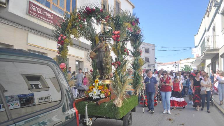 Ilusión, cohetes y juventud en la fiesta más popular de Santo Tomé