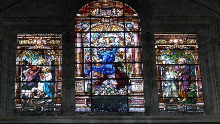 Un millón de euros para las vidrieras de la Catedral de Jaén