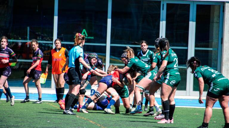 El Jaén Rugby femenino canta el alirón con una clara victoria en Granada
