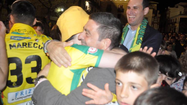 La ciudad honra a los tetracampeones de la Copa de España