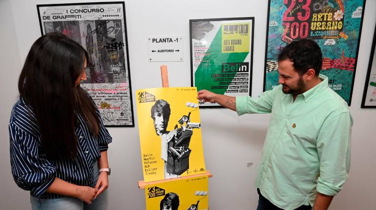 <i>María Dolores Ruiz y Martín de la Torre en la presentación del Festival 23700 Arte Urbano. / Diputación de Jaén.</i>