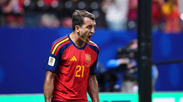 <i>Oyarzabal celebra uno de sus dos goles. / AFP7 / Europa Press.</i>