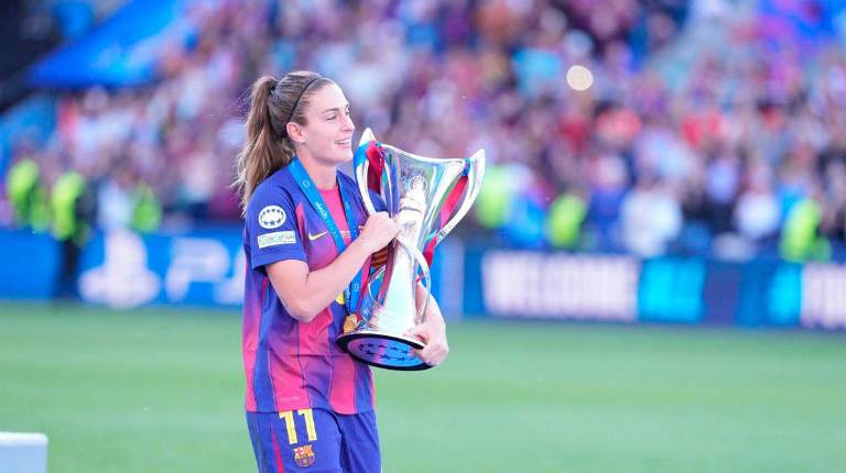 <i>Alexia Putellas con la Champions conquistada con el Barça. / Alexandra Fechete / Europa Press.</i>