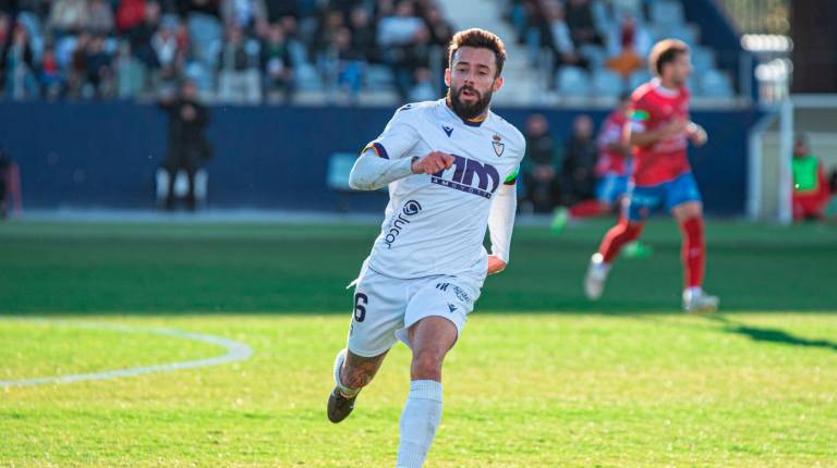 <i>Ñito, en un partido de la pasada temporada con el Real Jaén. / Real Jaén.</i>