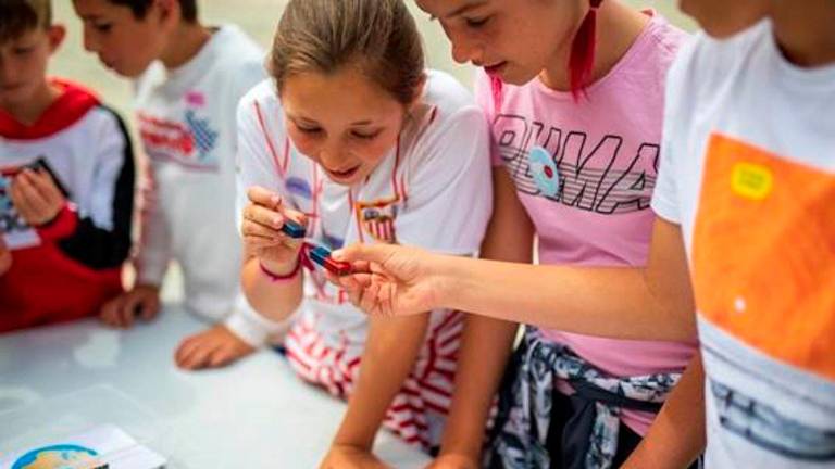 Una efeméride que reivindicar: Día de la Mujer y la Niña en la Ciencia