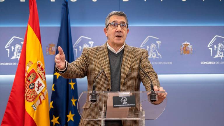 Patxi López dice que este 2025 el PP tiene que decidir si “es el PP o es Vox”