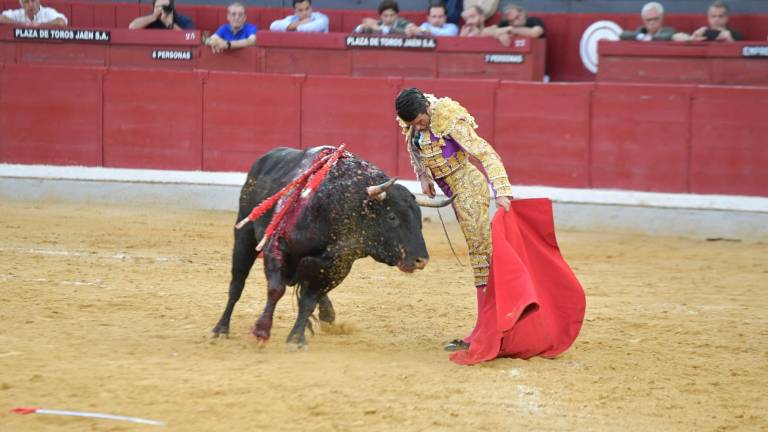 Emilio de Justo salva la tarde con Boticario