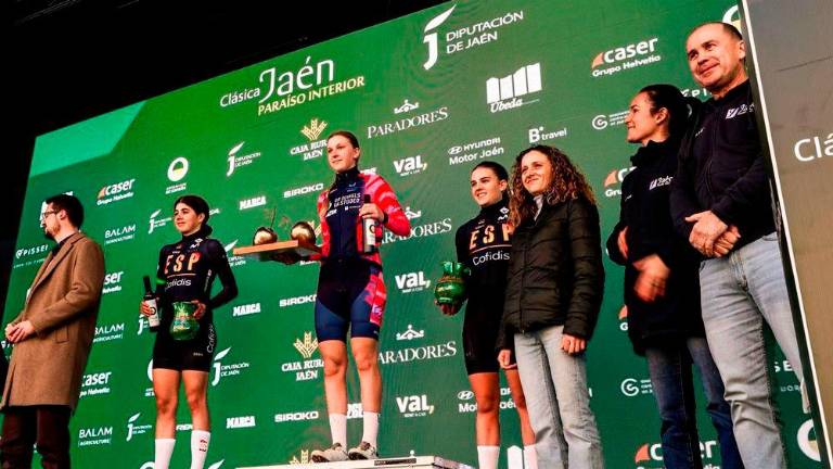 La lituana Mikutytė se exhibe en la Copa de las Naciones de ciclismo júnior