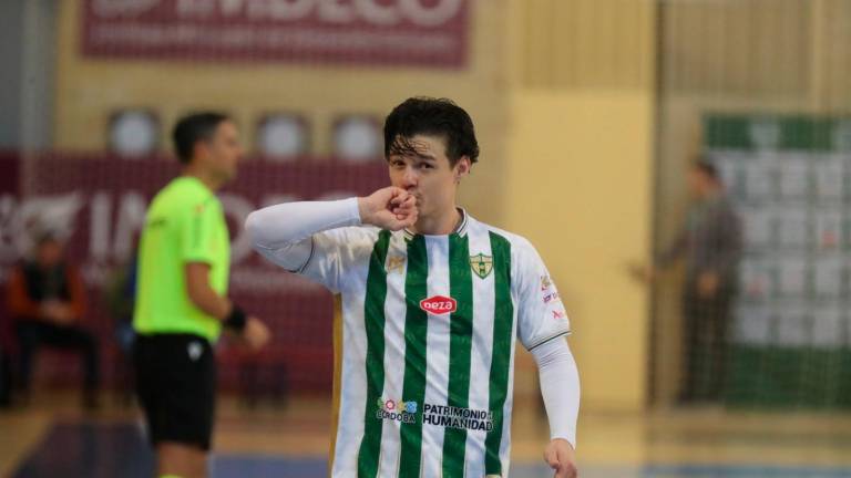 El Jaén Paraíso Interior quiere a Murilo y ofrece dinero y la cesión por un año y medio de Rikelme