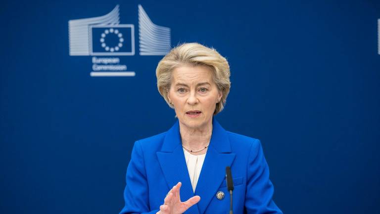 Von der Leyen insta a los 27 a hacer los “deberes” y elevar el gasto en defensa