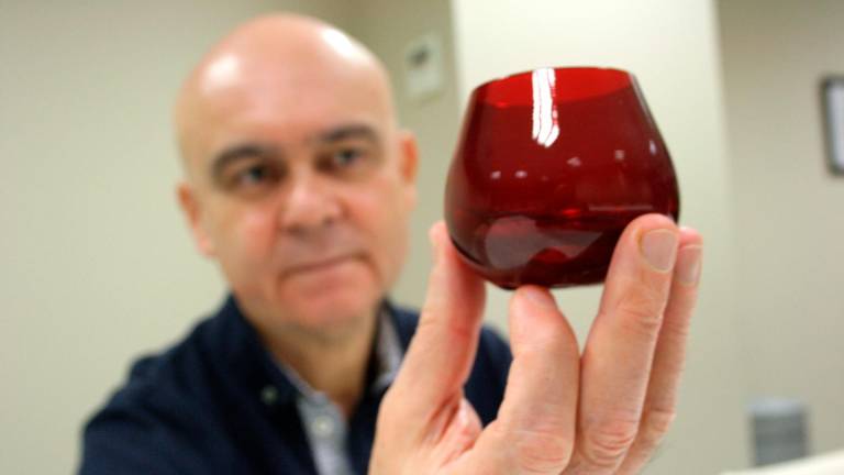 El COI certifica la copa roja creada por la UJA y la empresa Elaia Zait