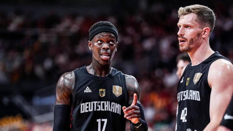 Alemania y Turquía barren a sus rivales para citarse en la final
