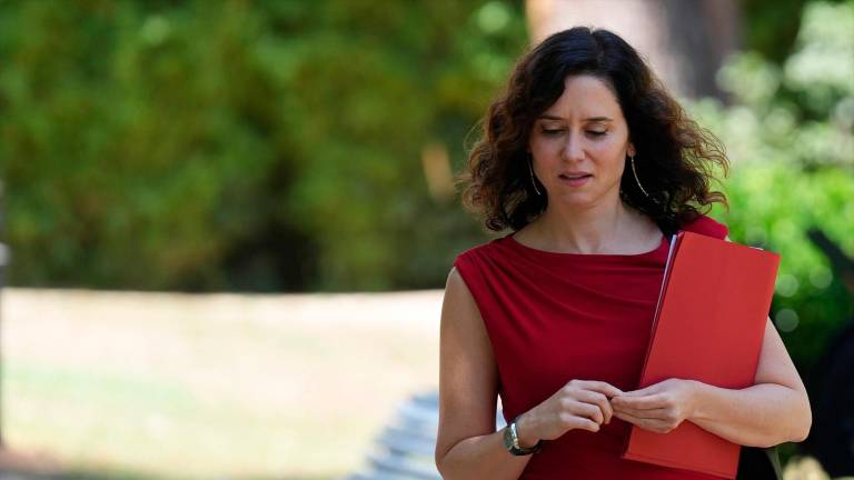 Ayuso dice que “levantarse e irse en política es un gesto sin más”