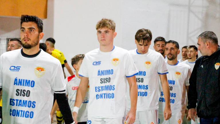 El Martos se asoma al descenso al perder con el Arenas y el Mancha Real es derrotado otra vez