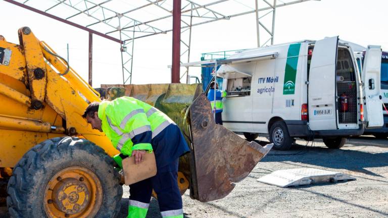 Aumentan un 47,3% las inspecciones de la ITV en la campaña de la aceituna