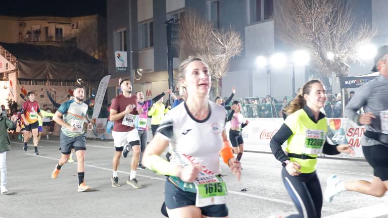 Reviva su llegada a la meta en la Carrera de San Antón 2026 con las mejores fotografías