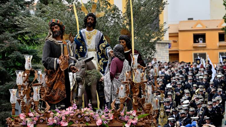 La Borriquilla procesiona por Jaén en una foto de archivo. / Juande Ortiz. 