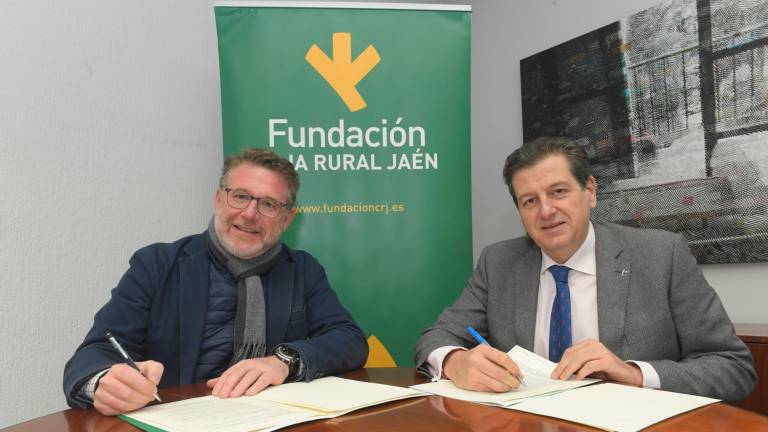 La Fundación Caja Rural respalda los proyectos del Jaén Rugby y La Zancada