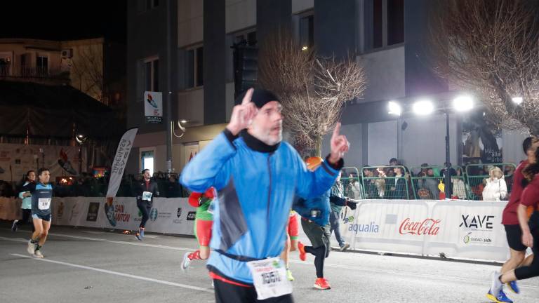Reviva su llegada a la meta en la Carrera de San Antón 2026 con las mejores fotografías
