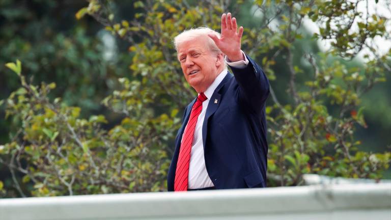 Comienzan a aplicarse los nuevos aranceles de Trump