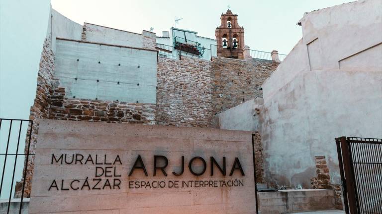 Más de 442.000 euros para actuar en la muralla del alcázar de Arjona