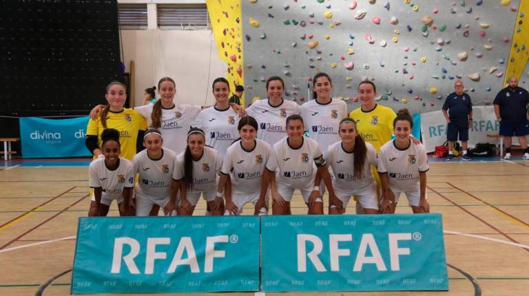<i>Alineación del Martos FSF en la semifinal de la Copa de Andalucía de Fútbol Sala femenina. / Federación Andaluza.</i>