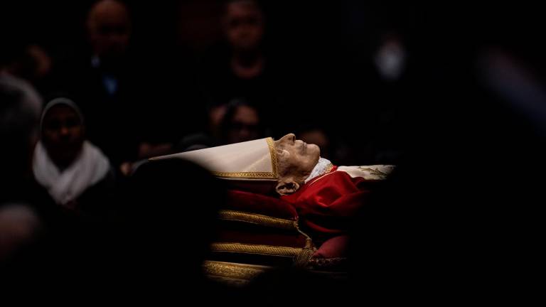 Ordo Exequiarum Romani Pontificis: Rito del funeral de Benedicto XVI