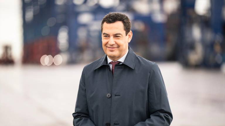 Moreno defiende una “relación fluida” con PNV y Junts “más allá de Puigdemont”