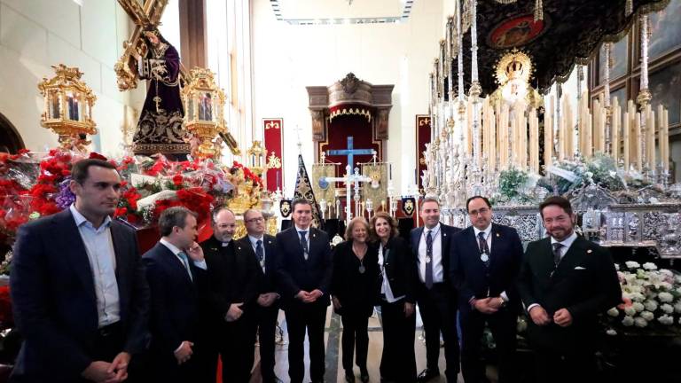 María Jesús Montero participa en la ofrenda floral a “El Abuelo”