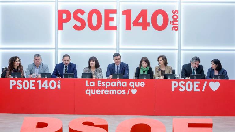 El PSOE mantiene 11,8 puntos de ventaja sobre el PP, un año después de las elecciones