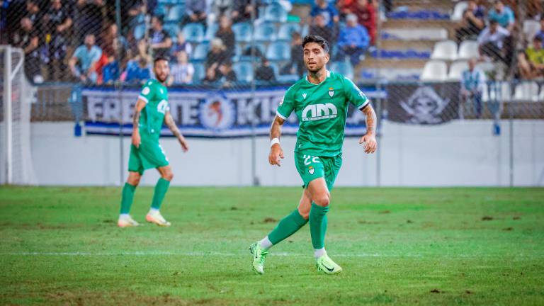Competición sanciona con solo un partido a Óscar Lozano por la roja directa en Motril