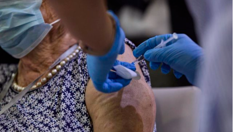 La provincia suma casi un millón de dosis administradas