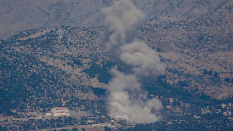 Israel lanza nuevos bombardeos contra el este y sur de Líbano