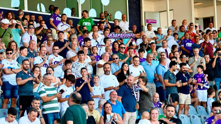 Cerca de 1.000 entradas vendidas para el Real Jaén-Linares Deportivo