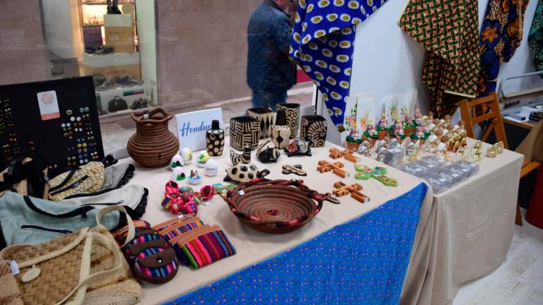 Manos Unidas pone en marcha su tradicional mercadillo solidario en fiestas navideñas