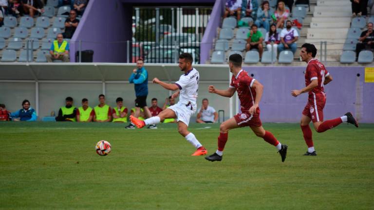 El Real Jaén no sentencia y al final empata ante el Rincón después de remontar (2-2)