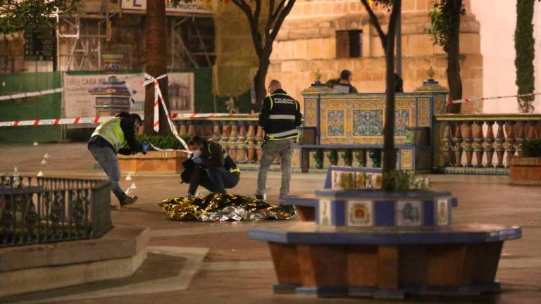 Un sacristán muerto y al menos cuatro heridos en un ataque catalogado de terrorista en dos iglesias de Algeciras
