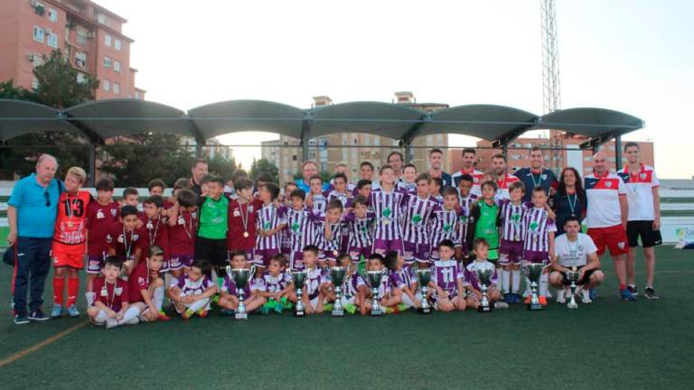 El Atlético Jaén reina en el Trofeo Antoñete 2019