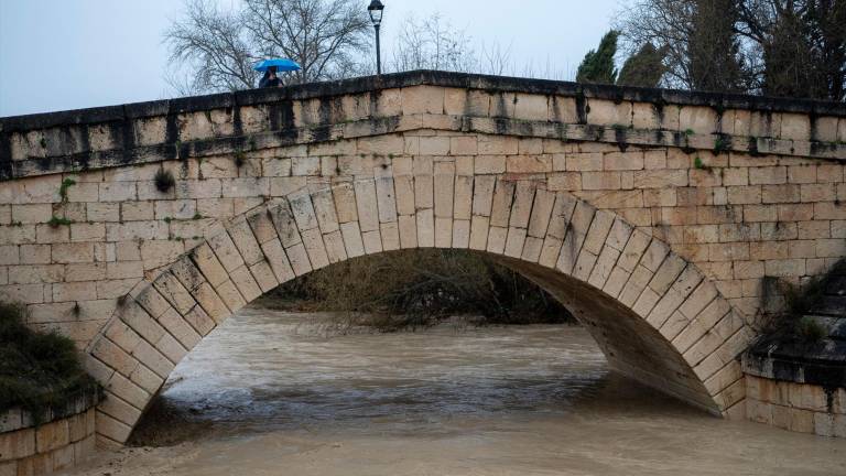 El río Guadalbullón a su paso por Puente Tablas el día 4 de febrero, días previos a su crecida. / Europa Press.
