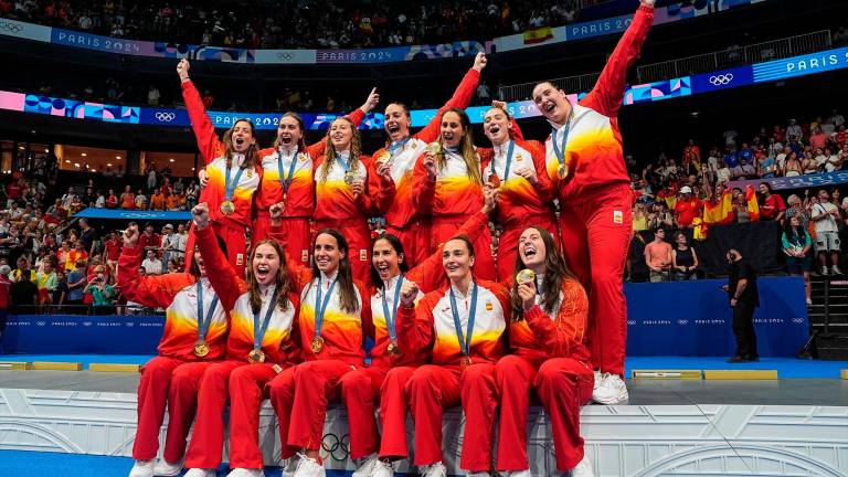 Las ‘Guerreras del agua’ logran la triple corona dorada para España y acaban con 32 años de espera