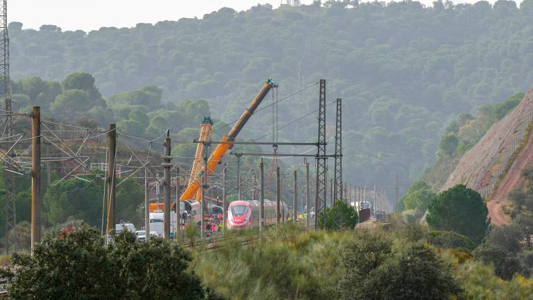 Aumentan a 45 los muertos en el accidente ferroviario de Adamuz