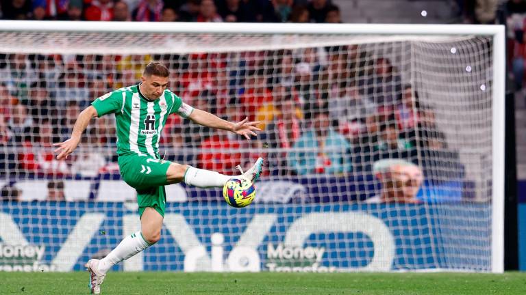 Joaquín, leyenda del Betis, se retira tras 23 temporadas en la élite del fútbol