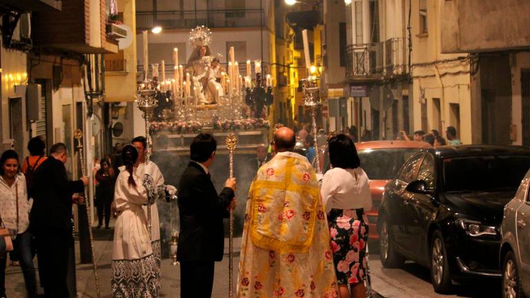 La Virgen del Buen Remedio llena de fervor y devoción las calles tuccitanas