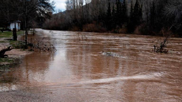 Sigue lloviendo, el Guadalquivir sigue creciendo