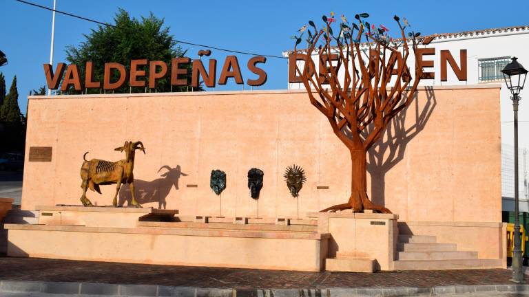 Inaugurada la Fuente del Ejido de Valdepeñas de Jaén
