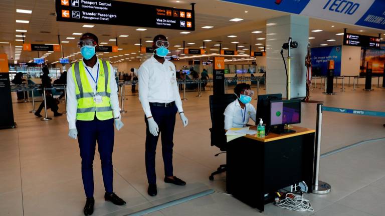 China eleva a 170 los muertos y 7.711 afectados por el coronavirus